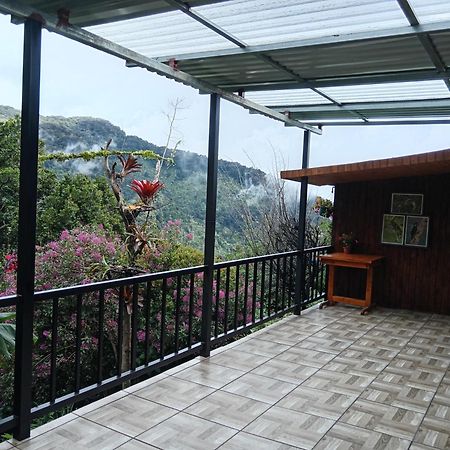 Miriam'S Quetzals Lodge San Gerardo de Dota Esterno foto