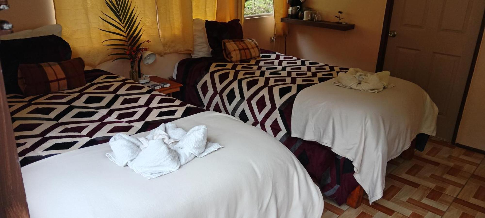 Miriam'S Quetzals Lodge San Gerardo de Dota Esterno foto
